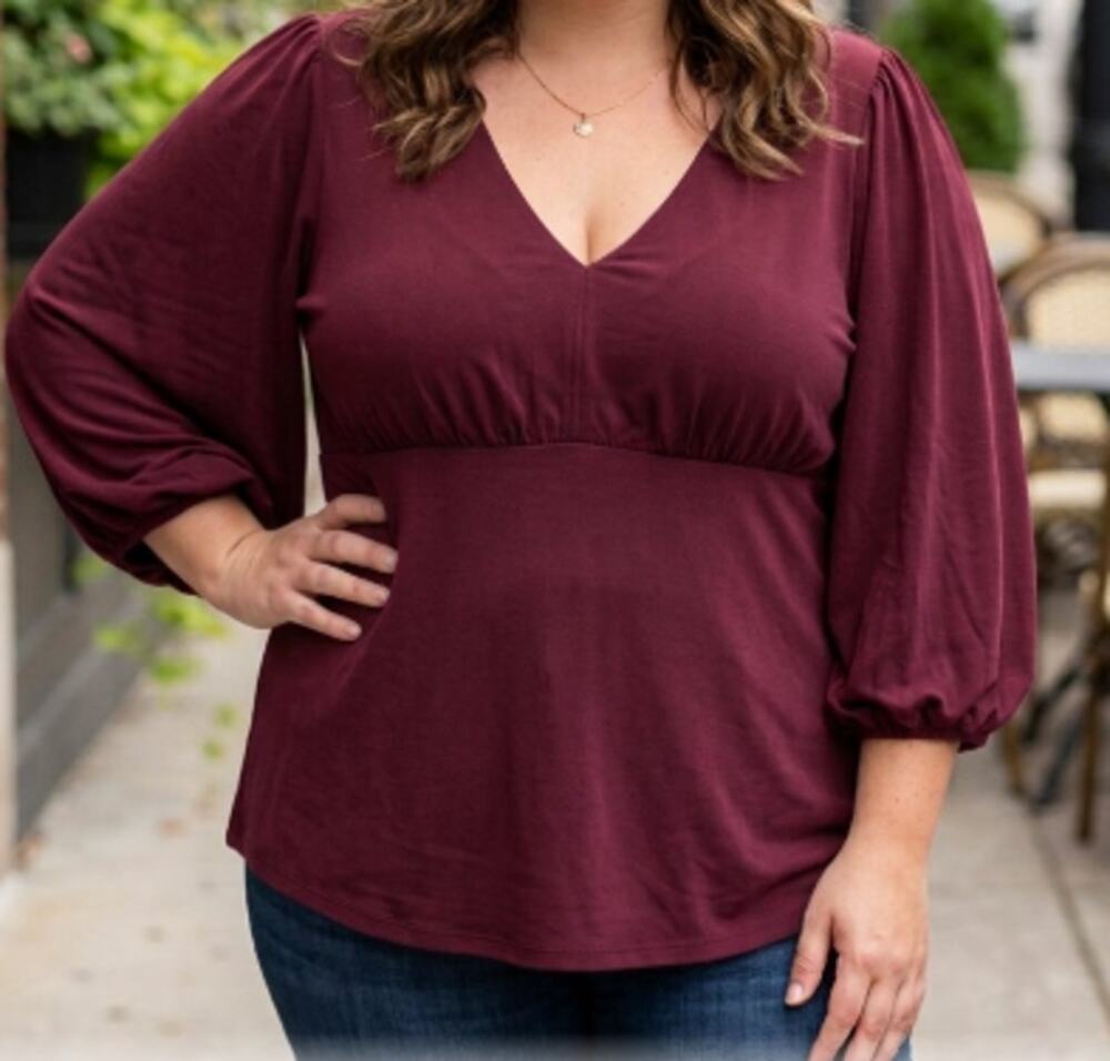 Torrid Studio Knit V-Neck 3/4 Sleeve Shirred Top sz 2X